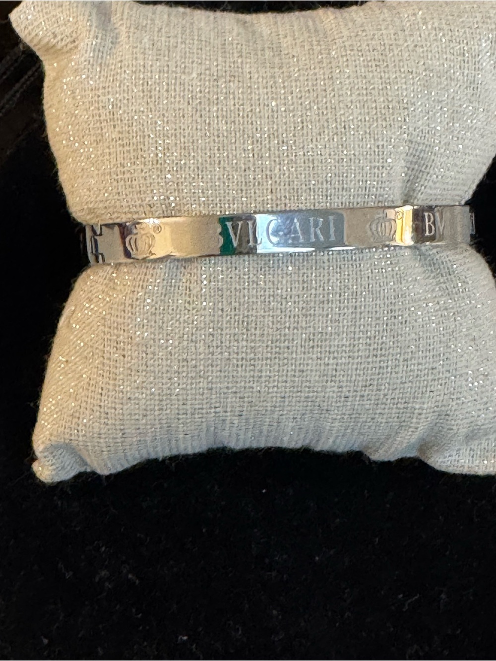 🩶 BVIGARI B. ZERO 1 ESSENTIAL BANGLE BRACELET IN A SILVER METAL !🩶🩶